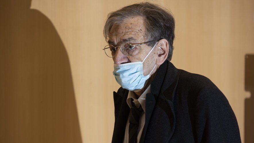 ?¿Comenzó el espectáculo?? : Cuando Alain Fingelkrat simplemente no se dio cuenta de que estaba en vivo en CNUS