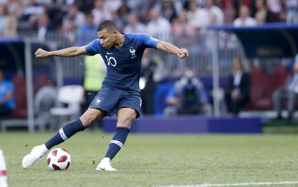 Kylian Mbappé marcó el cuarto gol de su equipo en la final entre Francia y Croacia de la Copa Mundial de la FIFA 2018 