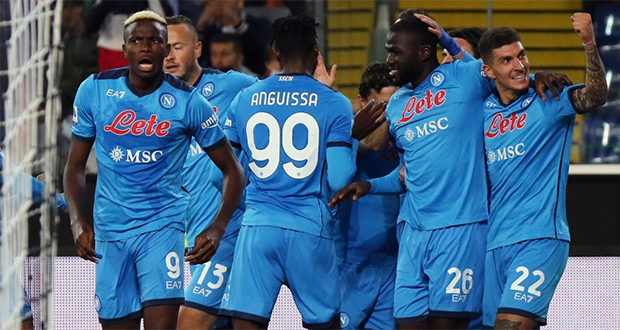 Napoli dio en el clavo, dos cuerpos por delante del Inter (2) y del Milán (3).
