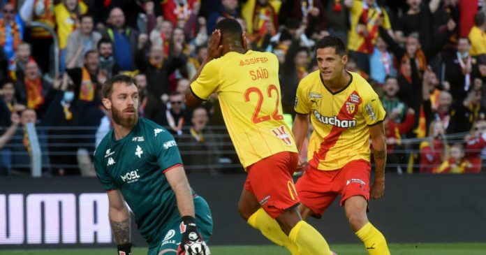 Fútbol / Ligue 1 1. Lens consolida su segundo puesto y Rennes cerca del podio

