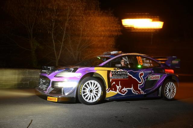 El ganador de las tres especiales de la mañana del viernes, Sebastien Loeb, piloto del Monte Carlo Steel Rally.

