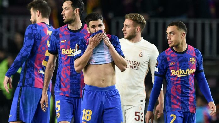 Barcelona enganchada al Galatasaray, Europa pende de un hilo

