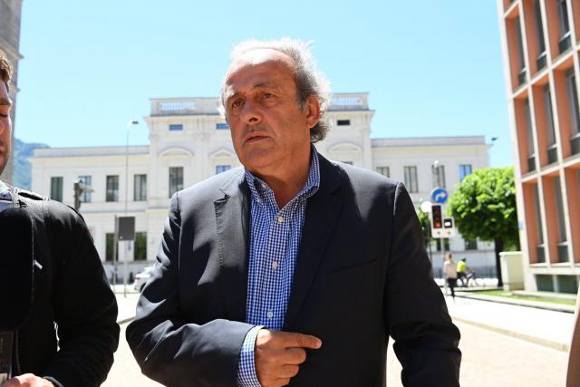 Juez: Michel Platini y Sepp Blatter absuelven al Tribunal Penal Federal de Bellinzona

